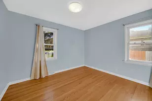 512 Johnson Rd, Michigan City, IN 46360 - Photo 17