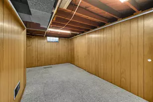 512 Johnson Rd, Michigan City, IN 46360 - Photo 25