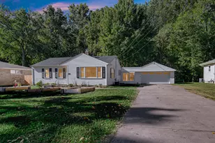 512 Johnson Rd, Michigan City, IN 46360 - Photo 1