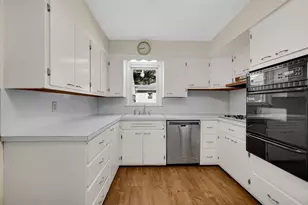 512 Johnson Rd, Michigan City, IN 46360 - Photo 11