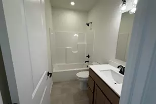 3202 Viridian Wy, Valparaiso, IN 46385 - Photo 3