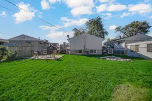 1517 Rhode Island St, Gary, IN 46407 - Photo 19