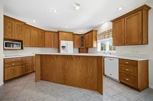 966 N 50 W, Chesterton, IN 46304 - Photo 17
