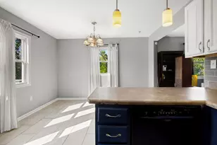 353 Maple St, Crown Point, IN 46307 - Photo 13