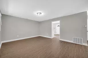 1024 Durbin St, Gary, IN 46406 - Photo 15