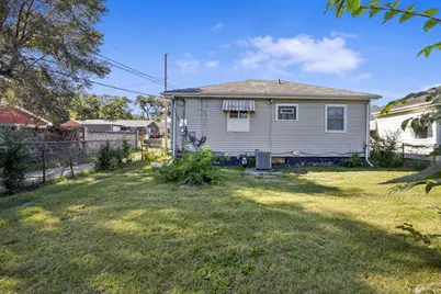 1355 Willard Street, Gary, IN 46404 - Photo 7