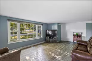 1042 S Marquette St, La Porte, IN 46350 - Photo 3
