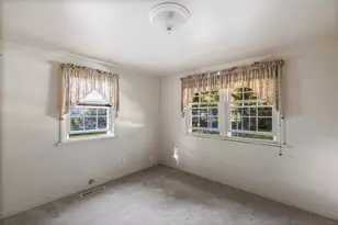 1042 S Marquette St, La Porte, IN 46350 - Photo 19