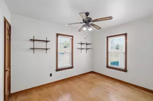 3113 E Pkwy N, Hammond, IN 46323 - Photo 9