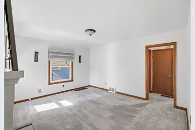 3113 E Pkwy N, Hammond, IN 46323 - Photo 3