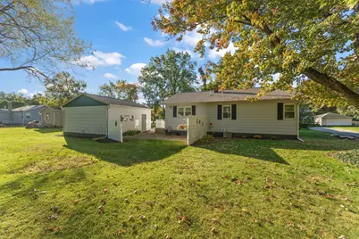 402 W Daumer Road, Kouts, IN 46347 - Photo 19