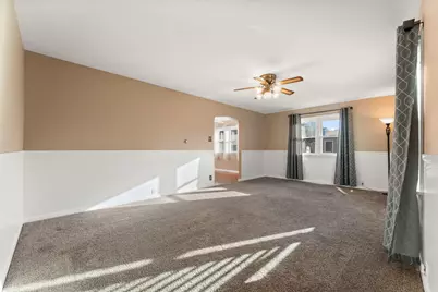402 W Daumer Road, Kouts, IN 46347 - Photo 7