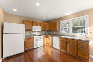 402 W Daumer Rd, Kouts, IN 46347 - Photo 9