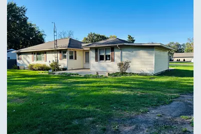 201 W Stevenson Street, Morocco, IN 47963 - Photo 3
