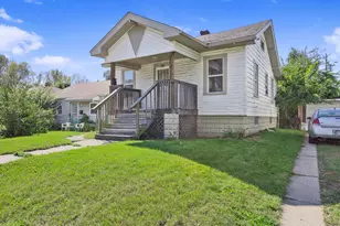 1338 Wright St, Gary, IN 46404 - Photo 3