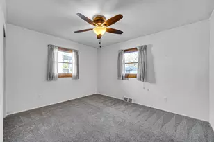 3449 Garfield Ave, Highland, IN 46322 - Photo 5