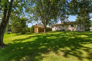 423 Stratford Ln, Schererville, IN 46375 - Photo 23