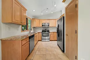 1447 Carriage Oaks Ct, Dyer, IN 46311 - Photo 11