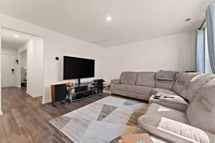 511 Upland Rd, Kingsford Heights, IN 46346 - Photo 3