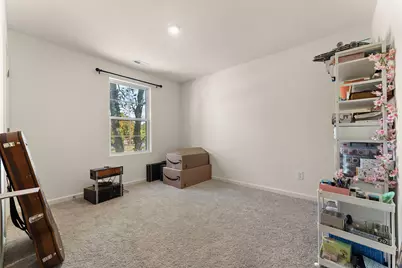 511 Upland Road, Kingsford Heights, IN 46346 - Photo 17