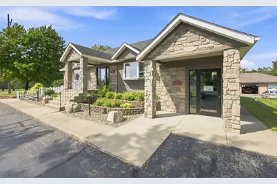 109 S Halleck Street, Demotte, IN 46310 - Photo 3