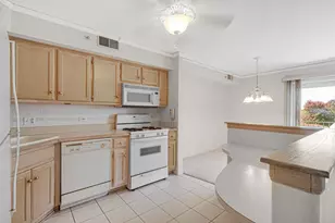 114 Swan Dr, Dyer, IN 46311 - Photo 3