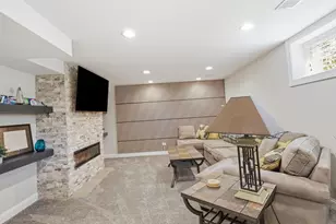 1909 Garland Cir, Valparaiso, IN 46383 - Photo 29