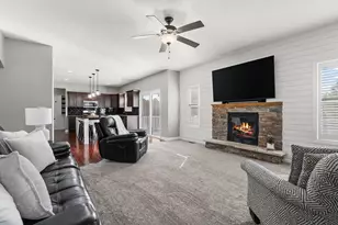 58 Steinbeck Dr, Valparaiso, IN 46383 - Photo 9