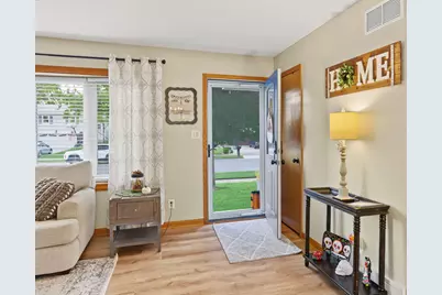 903 Tyler Avenue, Dyer, IN 46311 - Photo 7