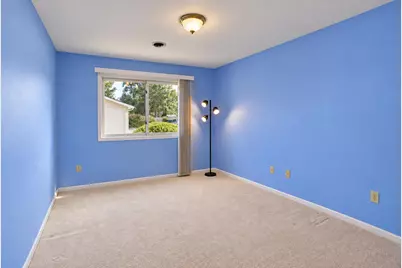 9827 Parkway Drive, Highland, IN 46322 - Photo 17