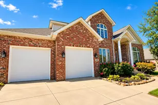 249 Moncrief Dr, Valparaiso, IN 46385 - Photo 3