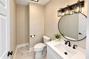 249 Moncrief Dr, Valparaiso, IN 46385 - Photo 27