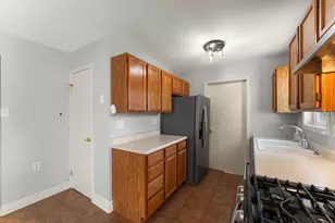724 Capitol Rd, Valparaiso, IN 46385 - Photo 11