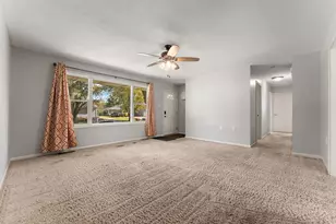 724 Capitol Rd, Valparaiso, IN 46385 - Photo 7