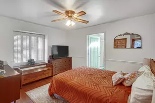 3023 Edgewood St, Portage, IN 46368 - Photo 9