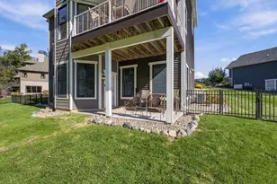 971 Theresa Dr, Crown Point, IN 46307 - Photo 7