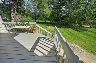 437 Forestwood Dr, Valparaiso, IN 46385 - Photo 39