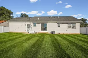 8404 Ellsworth Pl, Merrillville, IN 46410 - Photo 25
