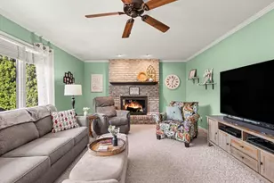 9324 4th St, Highland, IN 46322 - Photo 7