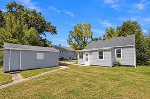 1407 E Elm St, Griffith, IN 46319 - Photo 17