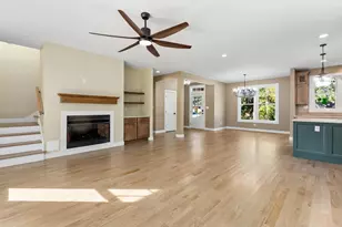 7845 W 77th Ave, Schererville, IN 46375 - Photo 5