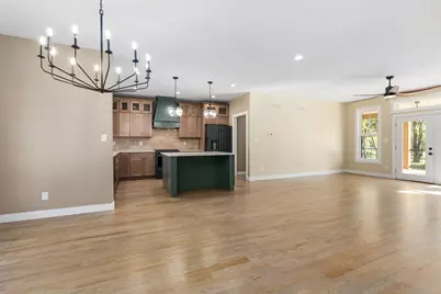 7845 W 77th Avenue, Schererville, IN 46375 - Photo 9