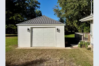 1311 E Washington Street, Knox, IN 46534 - Photo 9