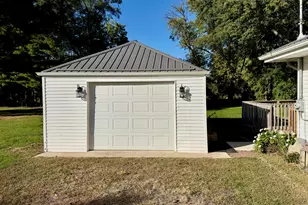 1311 E Washington St, Knox, IN 46534 - Photo 9