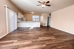 1030 Poppyfield Pl, Schererville, IN 46375 - Photo 5
