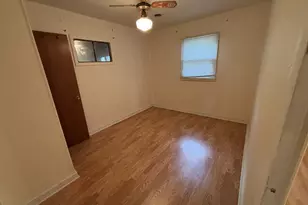 5286 E Woodland Dr, Knox, IN 46534 - Photo 7
