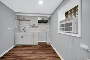 4011 Euclid Ave, East Chicago, IN 46312 - Photo 21