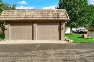 1344 Camellia Dr, Munster, IN 46321 - Photo 29