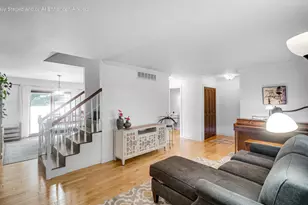 1344 Camellia Dr, Munster, IN 46321 - Photo 11
