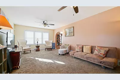 610 E Talmer Avenue, North Judson, IN 46366 - Photo 5